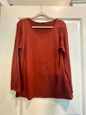 Women's Long Sleeve Scoop Neck Top -Dark Red